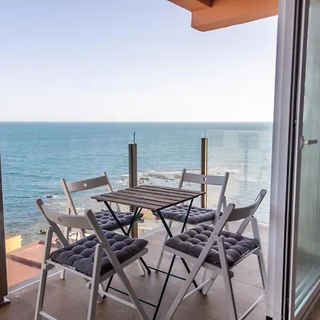 Malibu By Time Apartment *