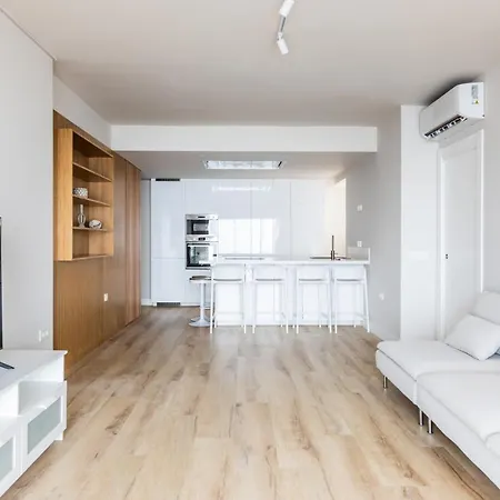 Malibu By Time Apartment *
