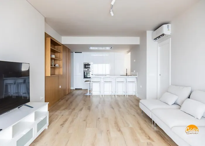 Malibu By Time Apartment *